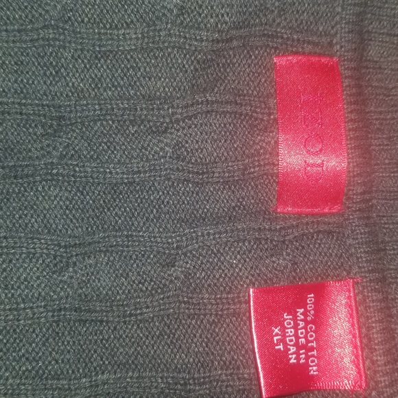 Sweater - Picture 3 of 3